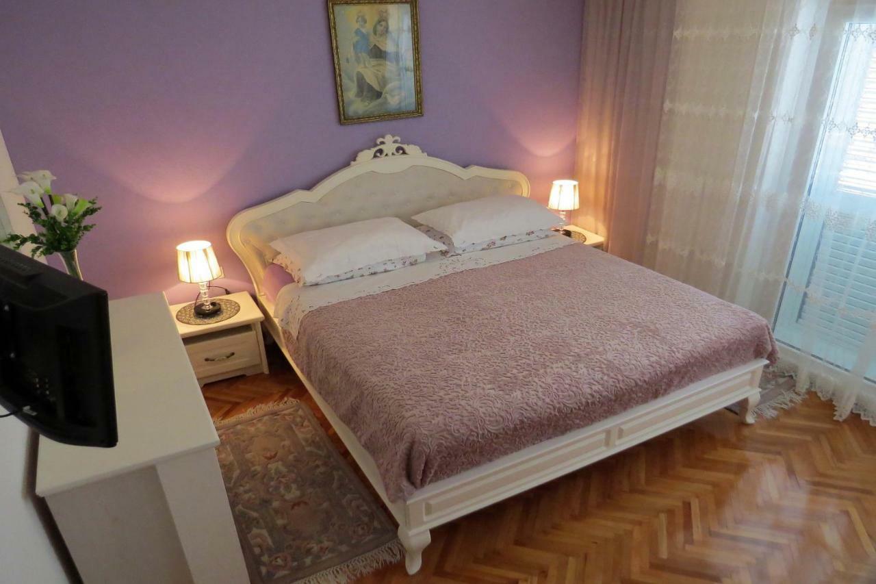 Apartman Jakir Baška Voda Exteriér fotografie
