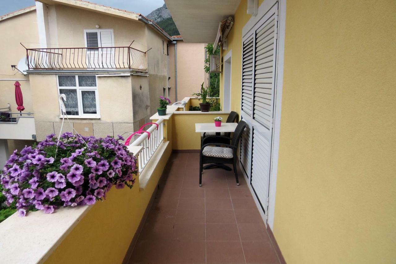 Apartman Jakir Baška Voda Exteriér fotografie